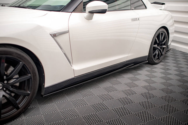 Sidokjolar för Nissan GTR R35 Facelift