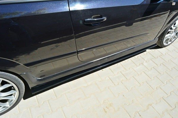 Sidokjolar för Opel Astra H (för Opc/vxr-stötfångare)