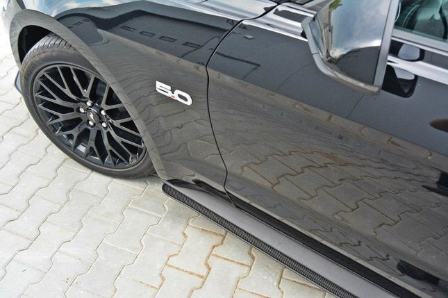 Sidokjolar Racing för Ford Mustang GT MK6