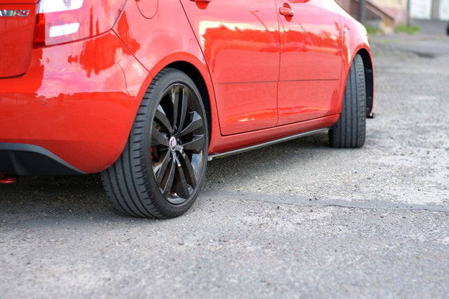Sidokjolar för Skoda Fabia RS MK2