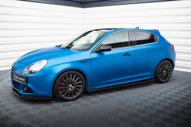 Sidokjolar V.1 för Alfa Romeo Giulietta