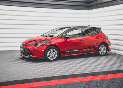 Sidokjolar V.1 med flaps för Toyota Corolla GR Sport Hatchback XII
