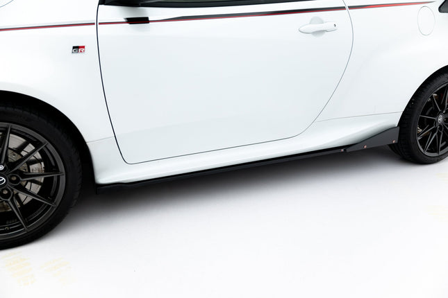 Sidokjolar V.2 med flaps för Toyota GR Yaris MK4