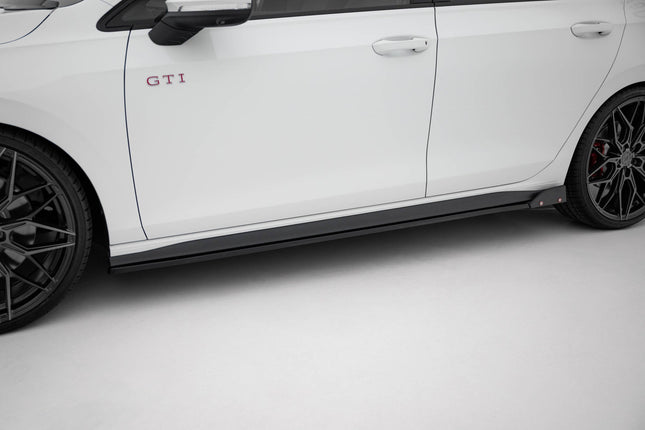 Sidokjolar V.2 med flaps för VW Golf GTI/GTE/GTI Clubsport/GTD/R-Line MK8