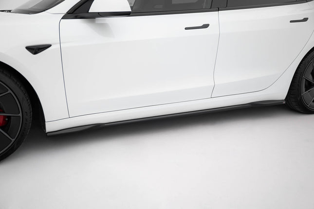 Sidokjolar V.2 för Tesla Model 3 Performance MK1 Facelift