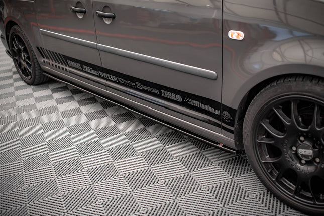 Sidokjolar för VW Caddy Lång MK3 Facelift