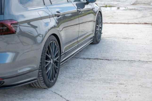 Sidokjolar för VW Passat R-Line B8