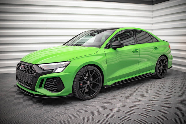 Sidokjolar Street Pro med flaps för Audi RS3 Sedan 8Y