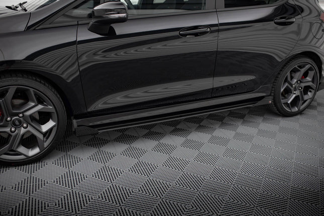 Sidokjolar Street Pro med flaps för Ford Fiesta ST/ST-Line MK8