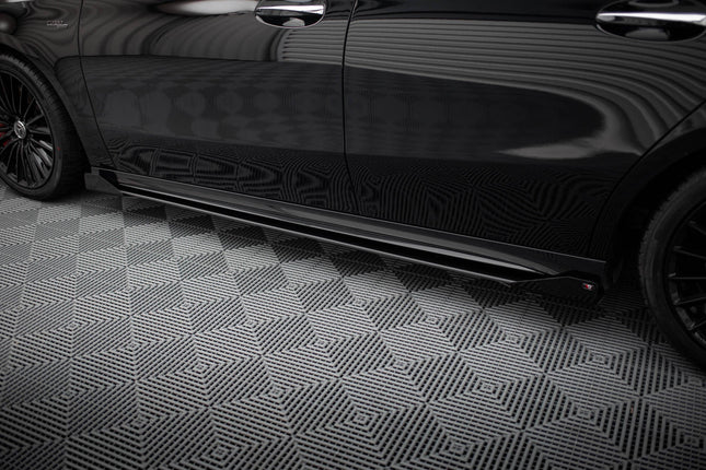 Sidokjolar Street Pro med flaps för Mercedes A35 W177 Facelift