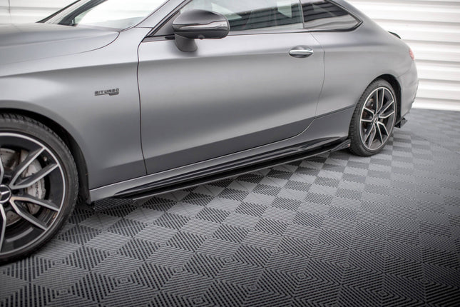 Sidokjolar Street Pro med flaps för Mercedes C43 C205 Facelift/A205 Facelift