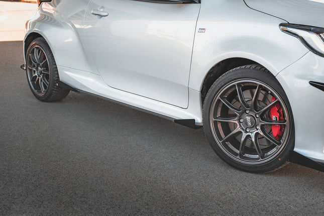 Sidokjolar Street Pro med flaps för Toyota GR Yaris MK4