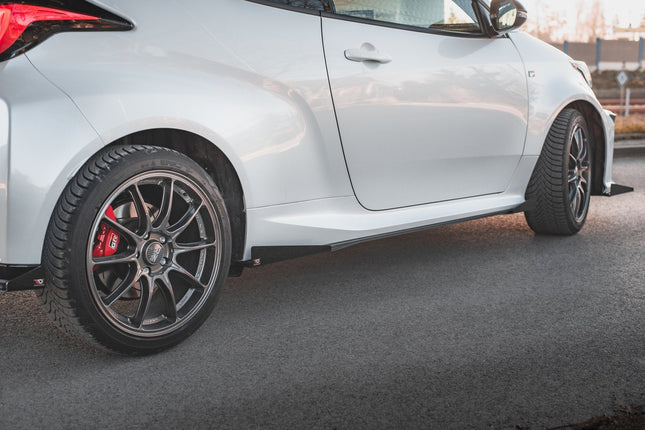 Sidokjolar Street Pro med flaps för Toyota GR Yaris MK4