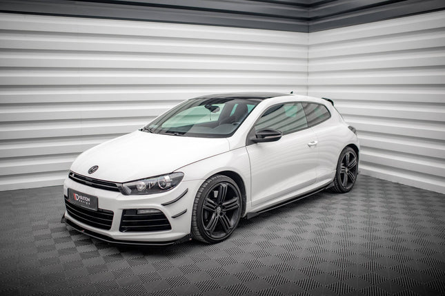 Sidokjolar Street Pro med flaps för VW Scirocco R MK3/MK3 Facelift