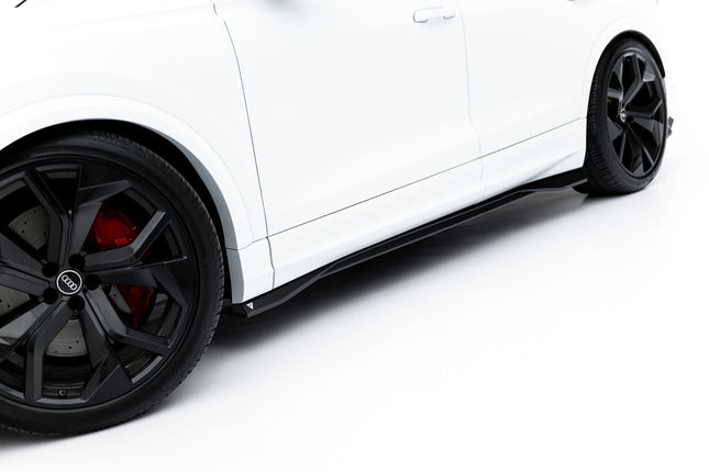 Sidokjolar i prepreg-kolfiber för Audi RSQ8 MK1