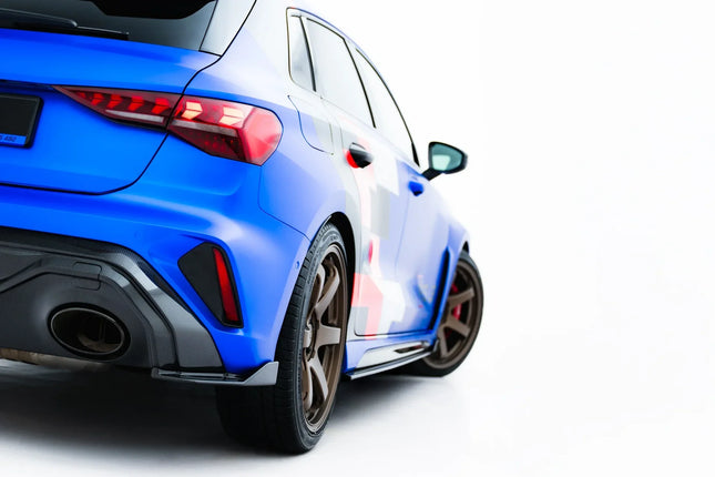Bakre sidosplitters i prepreg-kolfiber för Audi RS3 Sportback 8Y Facelift