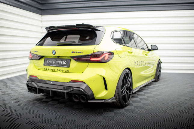 Bakre sidosplitters i prepreg-kolfiber för BMW 1-serie M-Paket/M135i/128ti F40