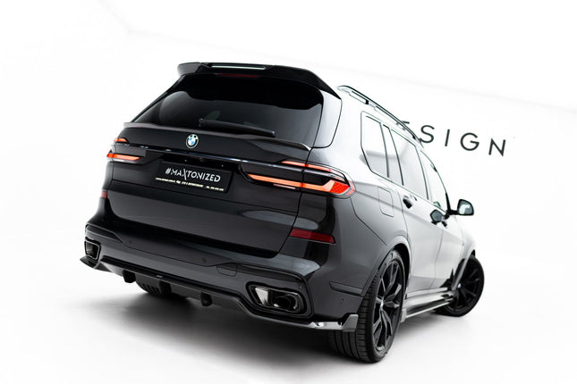 Diffuser i prepreg-kolfiber för BMW X7 M-Paket G07 Facelift (för bil utan dragkrok)