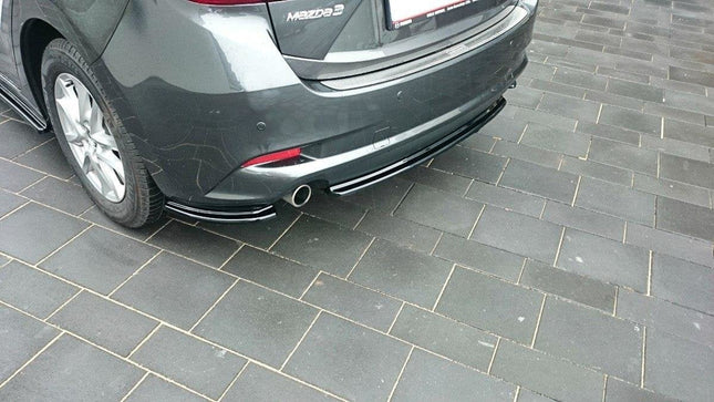 Bakre splitter (diffuser) utan vertikala stag för Mazda 3 BM (MK3) Facelift