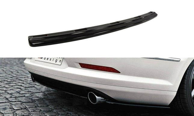 Bakre splitter (diffuser) utan vertikala stag för VW Passat CC R36 R-Line (före facelift)