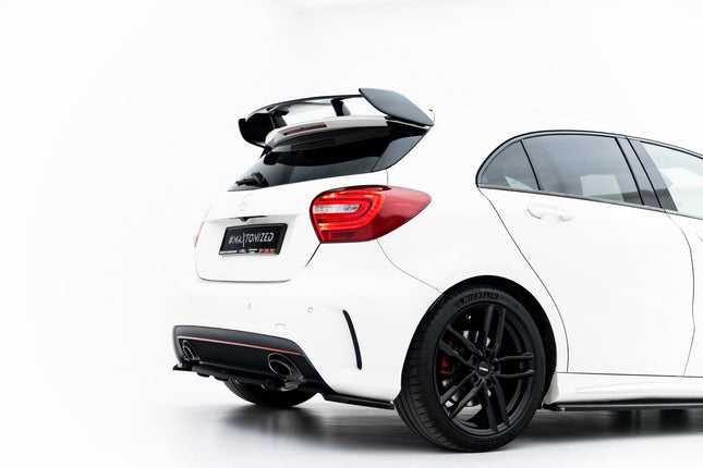 Bakre splitter med vertikala stag för Mercedes W176 AMG-Line (före facelift)