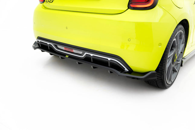 Bakre splitter med vertikala stag för Abarth 500e