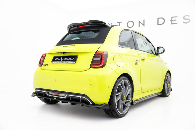 Bakre splitter med vertikala stag för Abarth 500e