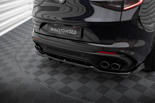 Diffuser med vertikala stag för Alfa Romeo Stelvio Quadrifoglio MK1