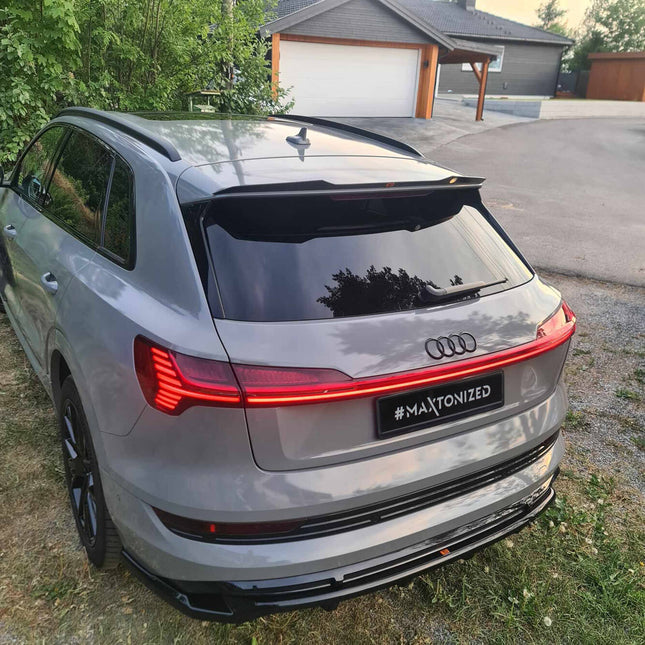 Diffuser med vertikala stag för Audi e-Tron S-Line
