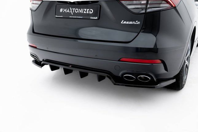Diffuser med vertikala stag för Maserati Levante GT MK1 Facelift