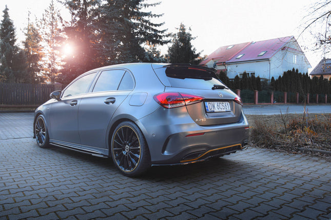 Diffuser med vertikala stag för Mercedes A-Klass Hatchback AMG-Line W177