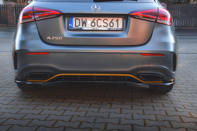 Diffuser med vertikala stag för Mercedes A-Klass Hatchback AMG-Line W177