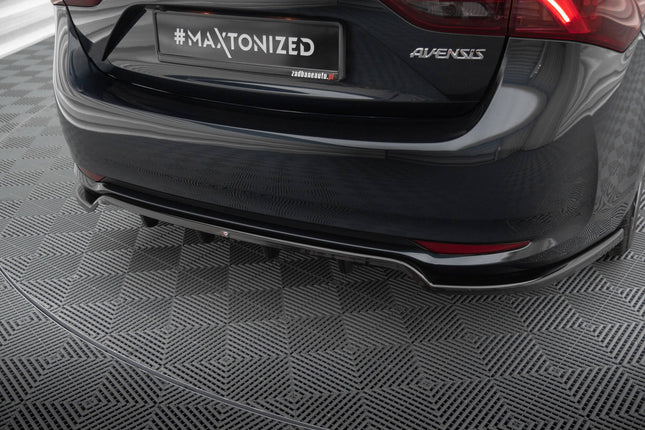 Diffuser med vertikala stag för Toyota Avensis Sedan MK3 Facelift