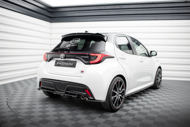 Diffuser med vertikala stag för Toyota Yaris GR Sport MK4