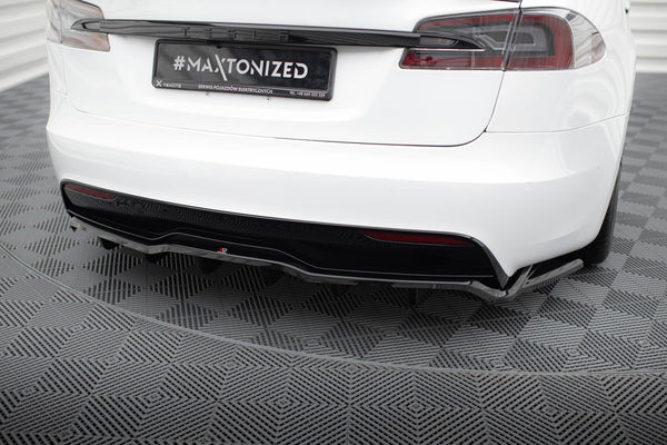 Diffuser V.2 med vertikala stag för Tesla Model S Plaid MK1 Facelift