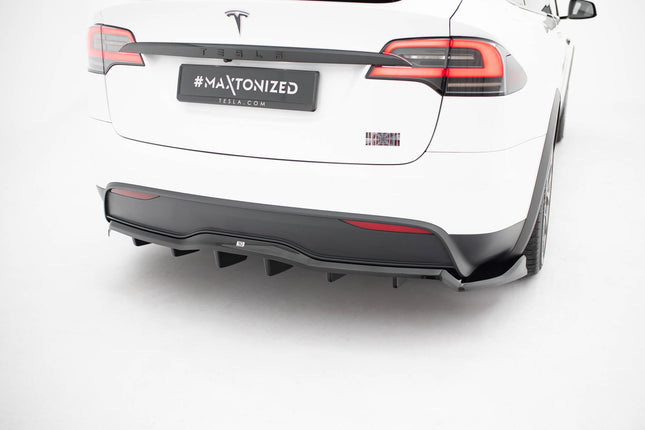Diffuser V.2 med vertikala stag för Tesla Model X MK1 Facelift