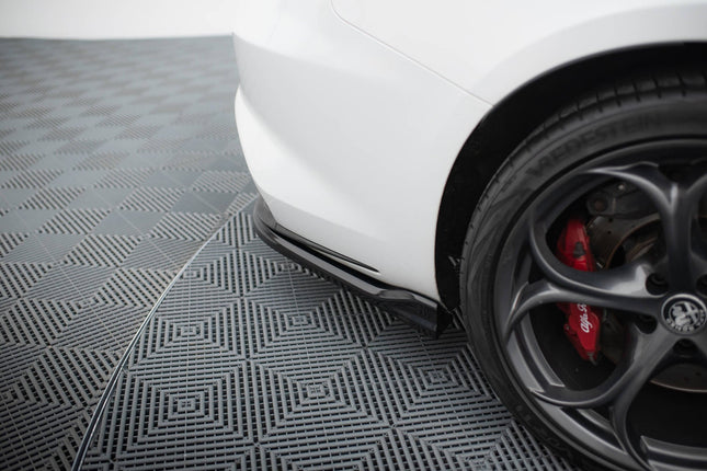 Bakre sidosplitters för Alfa Romeo Giulia Quadrifoglio