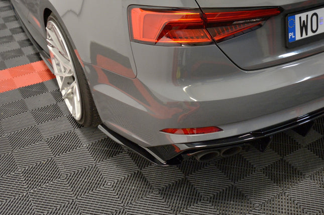 Bakre sidosplitters för Audi S5 F5 Coupé
