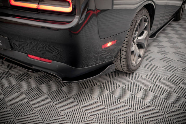 Bakre sidosplitters för Dodge Challenger RT MK3 Facelift