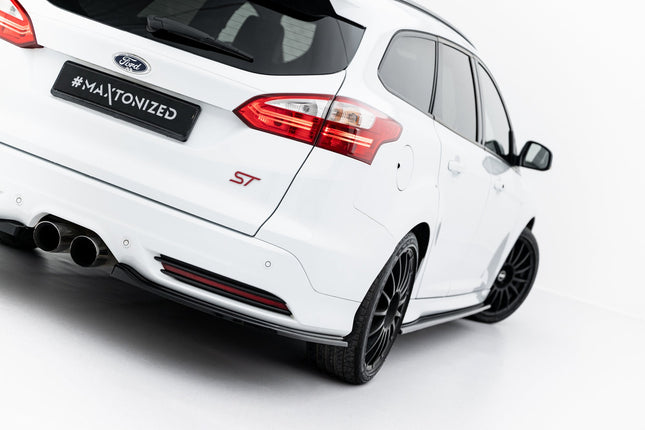 Bakre sidosplitters för Ford Focus ST Kombi MK3/MK3 Facelift