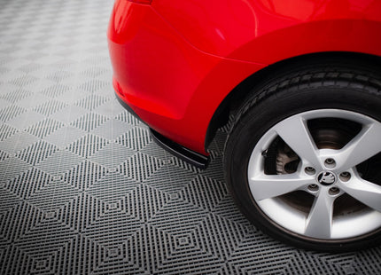 Bakre sidosplitters för Skoda Rapid Spaceback