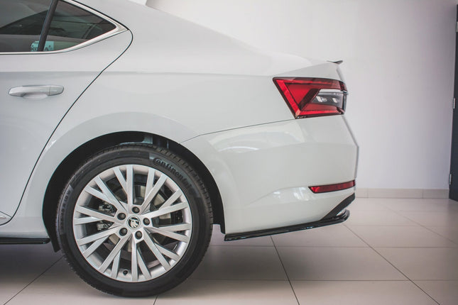 Bakre sidosplitters för Skoda Superb Liftback/Combi MK3 Facelift