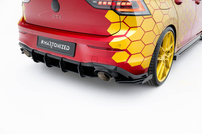 Bakre sidosplitters Street Pro med flaps för VW Golf GTI Clubsport MK8 Facelift