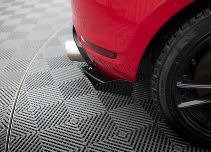 Bakre sidosplitters Street Pro med flaps för VW Golf GTI MK6