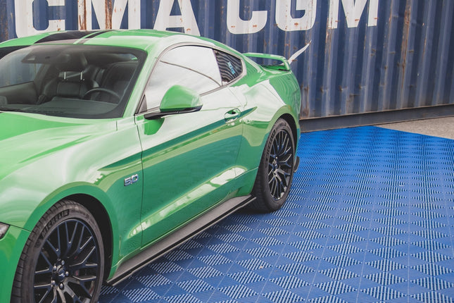 Bakre sidosplitters Street Pro V.1 för Ford Mustang GT MK6 Facelift