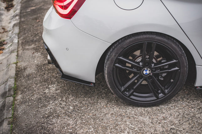 Bakre sidosplitters Street Pro V.3 för BMW 1-serie F20 M140i