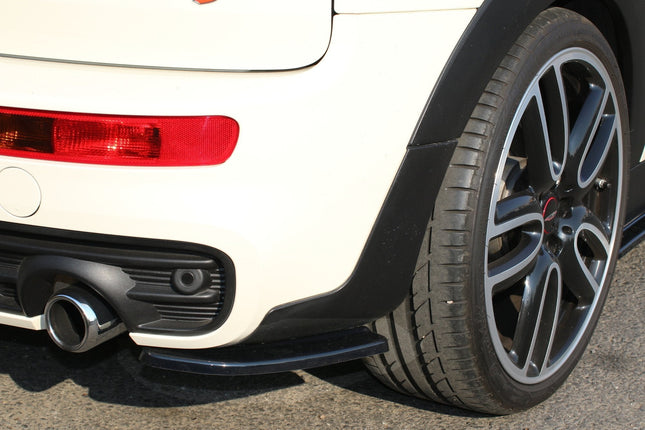 Bakre sidosplitters V.1 för Mini Clubman S John Cooper Works F54
