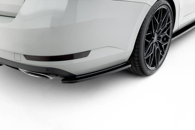 Bakre sidosplitters V.1 för Skoda Superb Liftback/Combi MK3