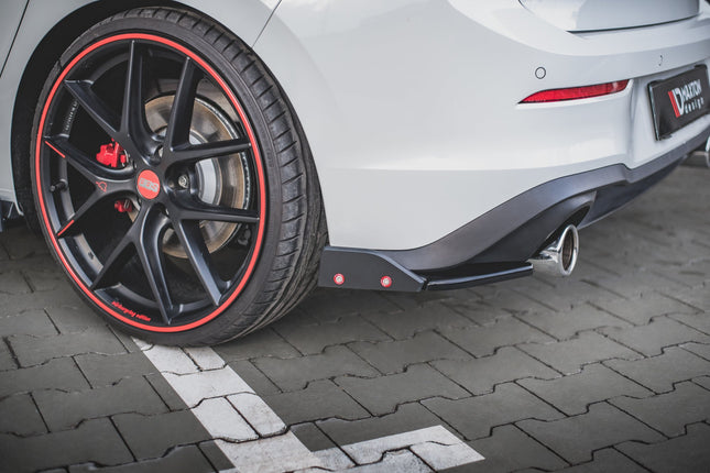 Bakre sidosplitters V.2 med flaps för VW Golf GTI/GTE MK8