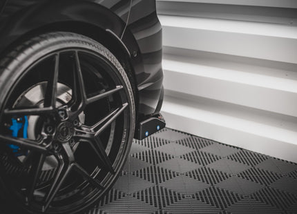 Bakre sidosplitters V.2 med flaps för VW Golf R Hatchback MK8